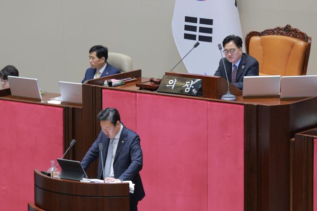 「国民の力」パク・スミン議員、フィリバスター最長記録再更新…17時間12分