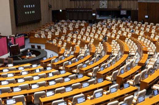 국회법 개정안, 곧 표결…방통위는 역사 속으로