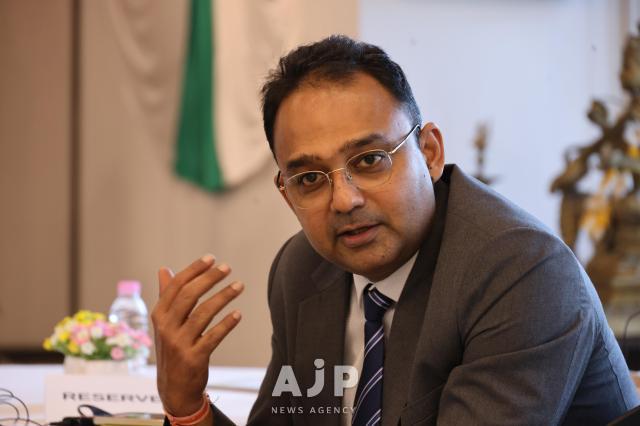 Nishi Kant Singh Deputy Chief of Mission and Chargé daffaires at the Indian Embassy speaks to reporters during a press briefing at the Indian Culture Center in Seoul on September 29 AJP Yoo Na-hyun