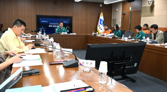 경북도는 29일 김학홍 행정부지사 주재로 시군 부단체장 영상 회의를 열고 추석 명절 종합 대책 추진 상황을 점검하고 있다 사진경상북도