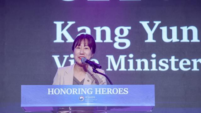 강윤진 국가보훈부 차관이 지난 7월 28일 서울 용산구 그랜드 하얏트 호텔에서 열린 유엔참전용사 재방한 초청 감사만찬에서 환영사를 하고 있다 사진국가보훈부