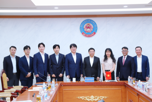 Phó Chủ tịch Tập đoàn Daewoo E&C công tác tới Việt Nam…Hội kiến Bộ trưởng Bộ Tài chính Nguyễn Văn Thắng