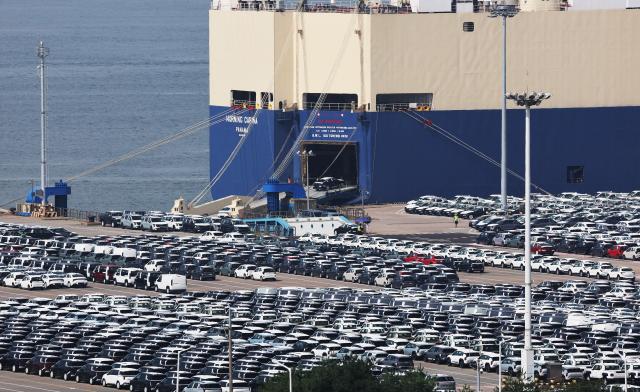 韩国汽车产业迎双线复苏 新能源车型内销占比首次过半