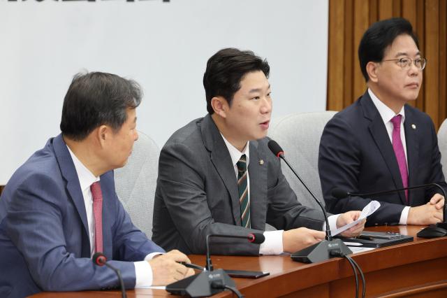 1일 서울 여의도 국회에서 열린 국민의힘 상임위원장 및 간사단 회의에서 국민의힘 진종오 의원이 발언하고 있다 사진연합뉴스