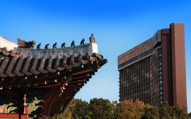 덕수궁에서 바라보는 더 플라자 전경 사진한화호텔앤드리조트