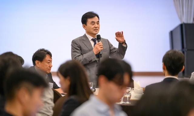 Defense Minister Ahn Kyu-baek speaks at a press briefing in Seoul.