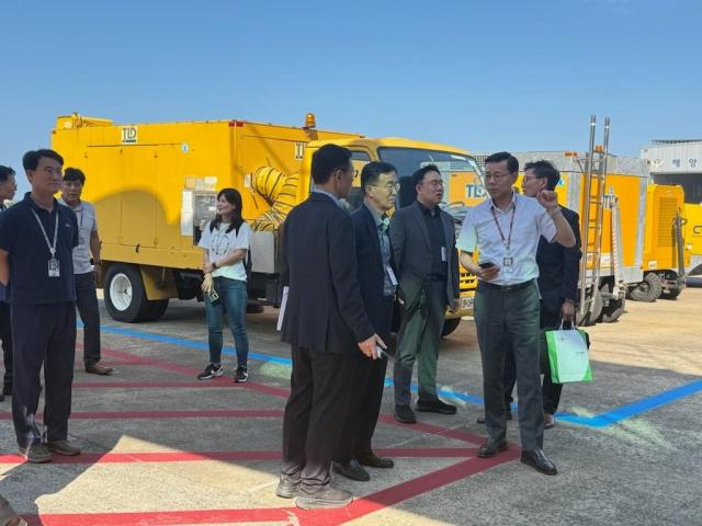 포항시는 2025년 APEC 경제인 행사를 앞두고 1일 포항경주공항 내 CIQ검역·출입국·세관 시설과 동선 점검을 실시했다 사진포항시