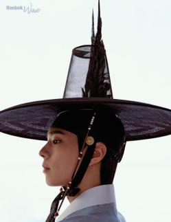 오는 추석 박보검 한복 뉴욕, 파리 등 주요 도시 전광판에 걸린다 