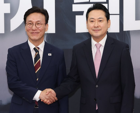 김민석 국무총리 및 장동혁 국민의힘 당대표  출처  연합뉴스