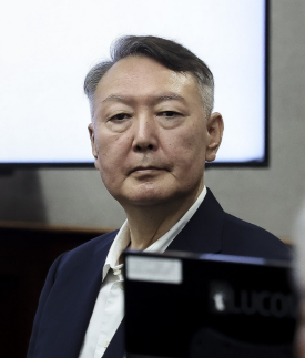 윤석열 보석 청구 기각…법원, 구속 유지 판단