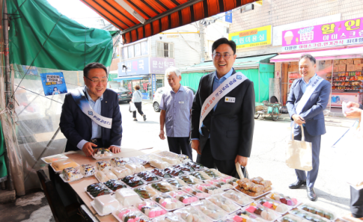 시석중 경기신보 이사장, 추석 전통시장에 활력 더하는 민생경제의 든든한 버팀목
