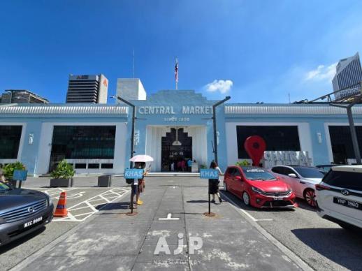 TRAVEL: Walking through the independence history of Malaysia, diverse ethnicities working as one