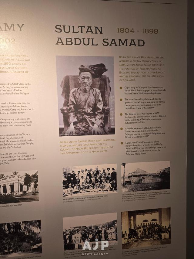 Portrait and historical background of Sultan Abdul Samad the fourth Sultan of Selangor in the Central Market Kuala Lumpur Oct 2 2025 AJP Kim Dong-young