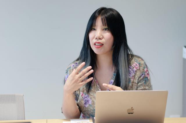 캡션에 주요 멘트 한 줄 부탁드립니다 김휘아 작가 인터뷰사진유대길 기자 dbeorlf123ajunewscom