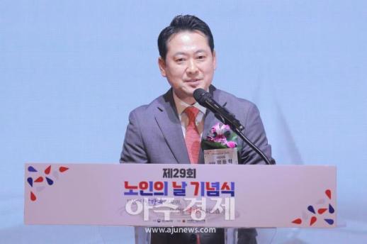 [포토] 축사하는 ​​​​​​​장동혁 국민의힘 대표