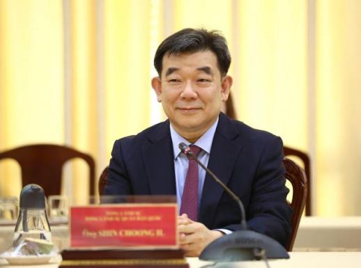 Cựu Tổng lãnh sự Hàn Quốc tại TP.HCM nhận bằng Tiến sĩ danh dự của Trường Đại học KHXH&NV