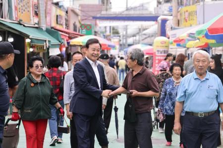 김성제 의왕시장 시민과 상인 모두 상생하는 지역경제 기반 조성 힘쓸 것