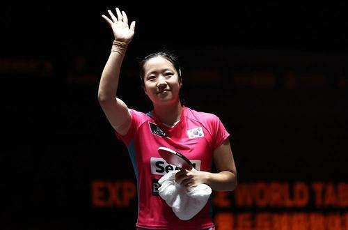 신유빈이 승리 후 팔을 들어 올리고 있다 사진ITTF 홈페이지 