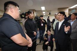 강훈식, 전산망 담당 공무원 빈소 찾는다…오늘 저녁 조문