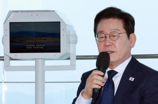 李, 국정자원 찾아 복구 상황 점검·현장 근무자 격려…재발 방지 중요