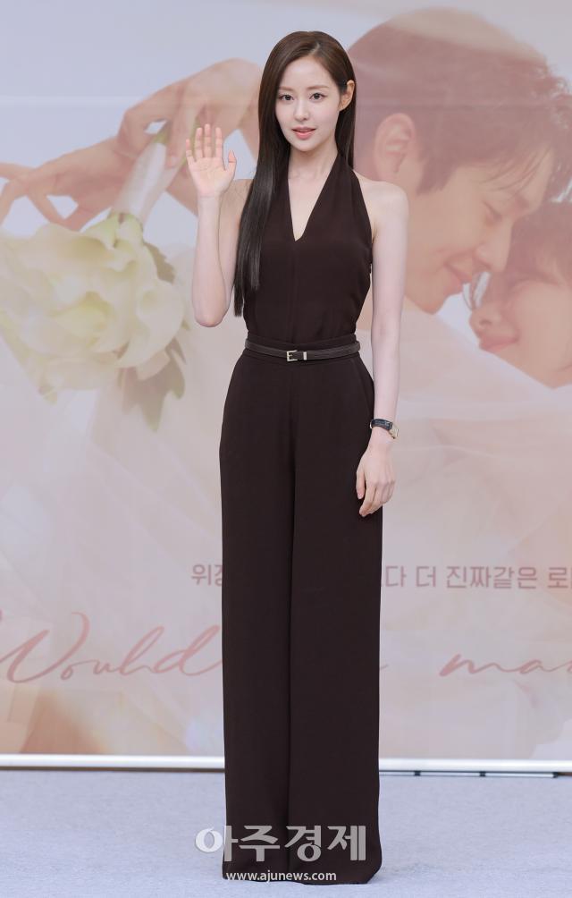 [포토] 포즈 취하는 신슬기 (우주메리미 제작발표회)