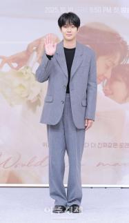 [포토] 포즈 취하는 최우식 (우주메리미 제작발표회)