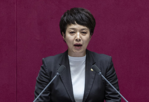 국힘, 중국인 3대 쇼핑 방지법 추진…역차별 바로잡을 것