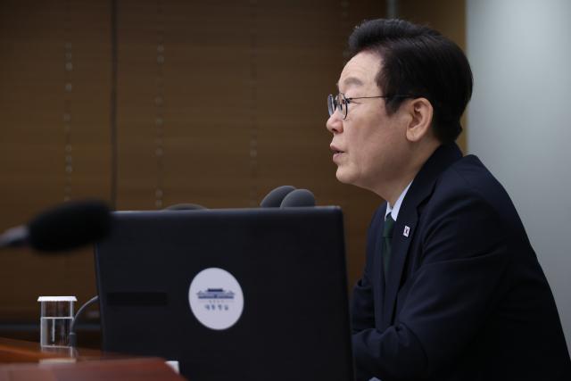 이재명 대통령이 13일 용산 대통령실에서 열린 수석보좌관회의에서 발언하고 있다 사진연합뉴스