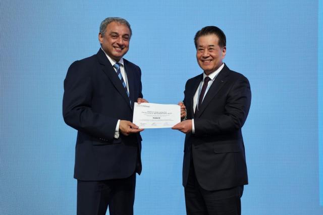 오른쪽부터 포스코그룹 장인화 회장 타타스틸 나렌드란Narendran CEO 사진광양제철소
