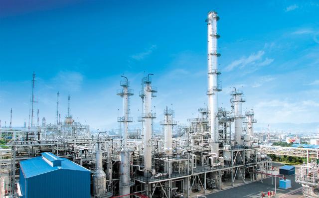 Korean petrochemical players mull exit from ever-crowding money-losing market