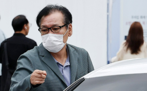 건진법사 김건희에 샤넬백·목걸이 전달…법정서 혐의 사실 인정