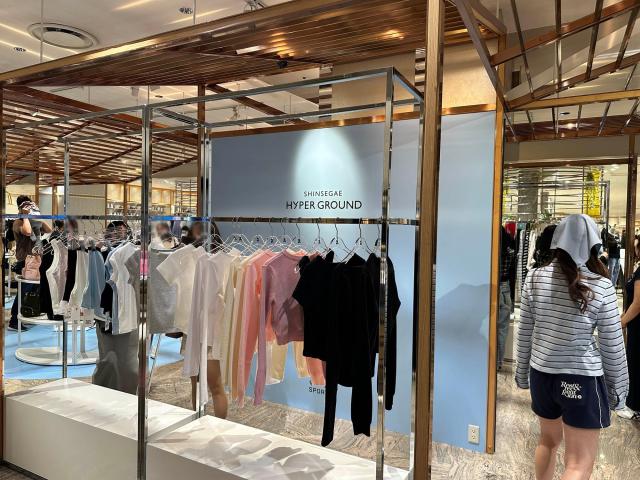 5月に行われた新世界ハイパーグラウンド伊勢丹新宿店のポップアップ写真新世界百貨店。