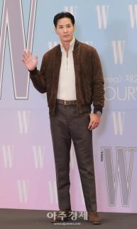 [포토] 김지석, 더블유 코리아, 제20회 유방암 인식 향상 캠페인 자선 행사 기념 포토콜 참석