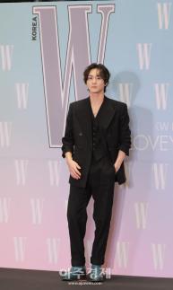 [포토] 엔하이픈 정원, 더블유 코리아, 제20회 유방암 인식 향상 캠페인 자선 행사 기념 포토콜 참석