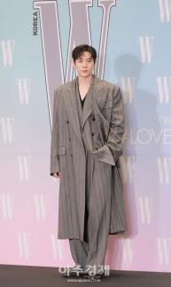 [포토] 김영대, 더블유 코리아, 제20회 유방암 인식 향상 캠페인 자선 행사 기념 포토콜 참석