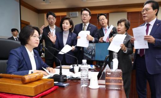 李정부 첫 국감 나흘째…尹정부 감사·R&D예산 삭감 격돌 전망