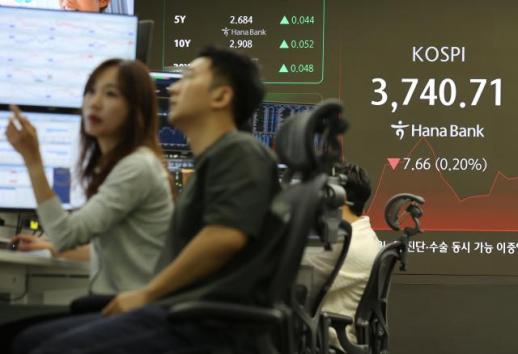 Exchange, brokers warn as Koreas margin loans surge nearly 50%