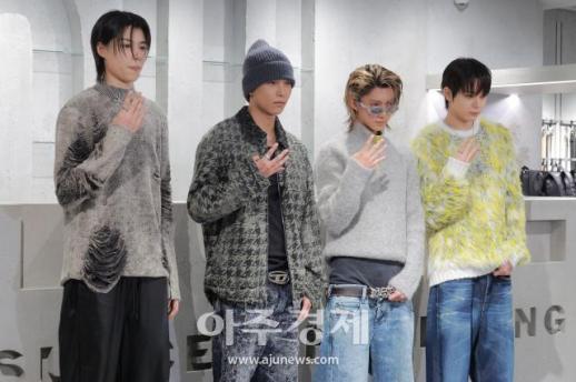 [포토] 포즈 취하는 그룹 LNGSHOT(롱샷)