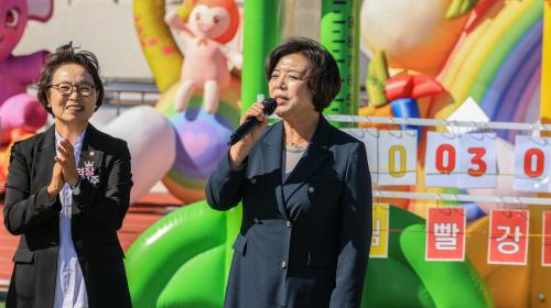 신계용 과천시장이 인사말을 하고 있다사진과천시