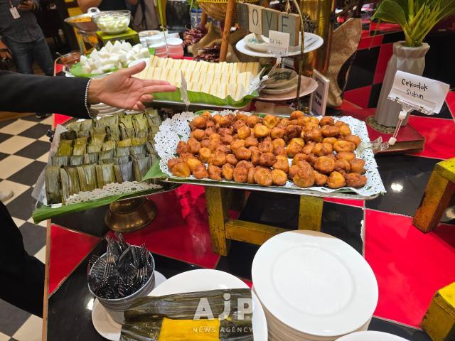 Cekodok sukun a Malaysian snack made from mashed and fried breadfruit fritters and other traditional dishes at Restoran Rebung Chef Ismail Oct 3 2025 AJP Kim Dong-young