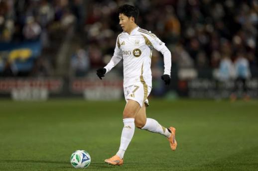 손흥민, MLS 정규리그 최종전서 9호골…LAFC 500호골 주인공 우뚝