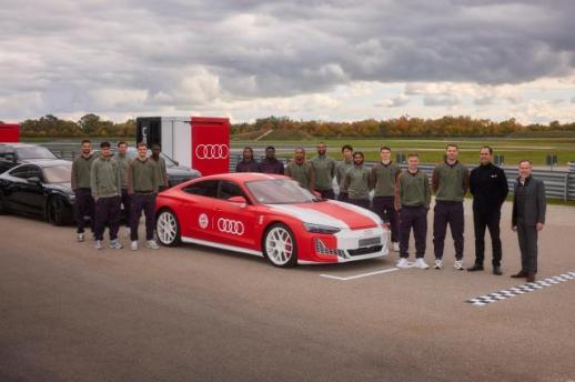 아우디, FC 바이에른 뮌헨에 새 시즌 공식 차량 전달