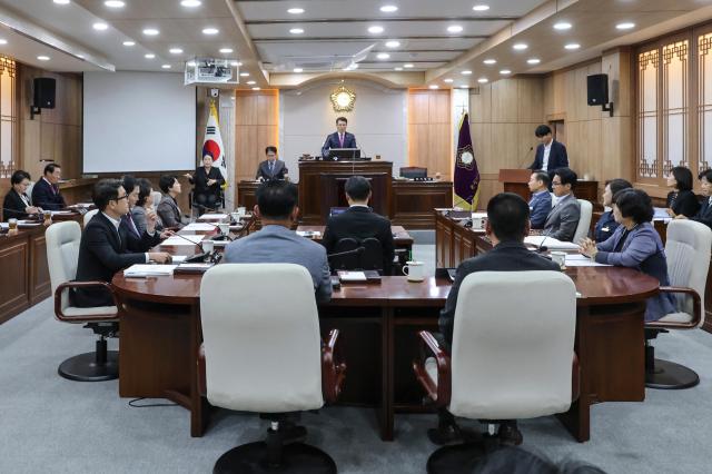본회의장 모습사진홍성군의회