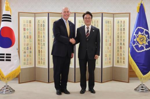 金총리, 美몬태나 주지사 접견…비자제도 개선 관심 가져달라
