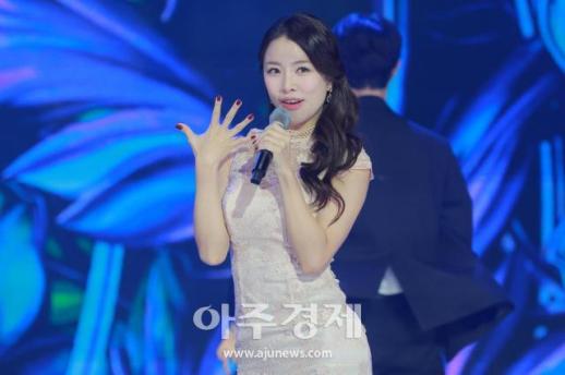 [포토] 더트롯쇼 무대오른 설하윤