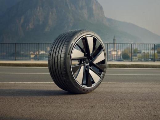 한국타이어, 쿠프라 전기 해치백 본에 타이어 공급