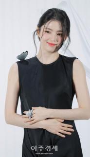 [포토] 한소희, 어깨가 포인트