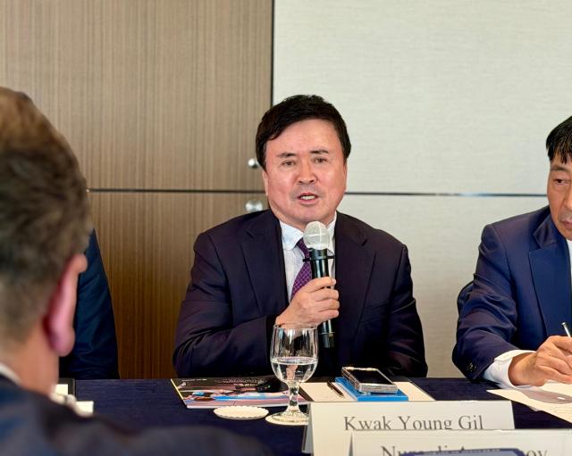Chairman of AJU News Corporation and founding head of the Kazakhstan–Korea Friendship Association Mr Kwak Young-kil speaks at a roundtable discussion hosted by the Embassy of Kazakhstan in central Seoul on Oct 21 2025