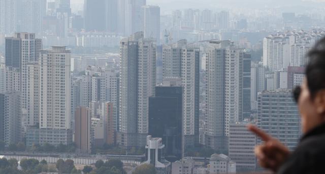 서울 남산에서 바라본 아파트 단지 사진연합뉴스