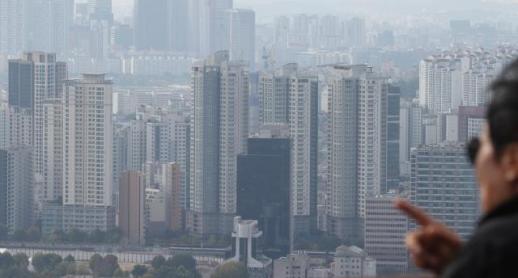대출 막아도 현금 부자는 움직인다…한강벨트 고가 아파트 신고가